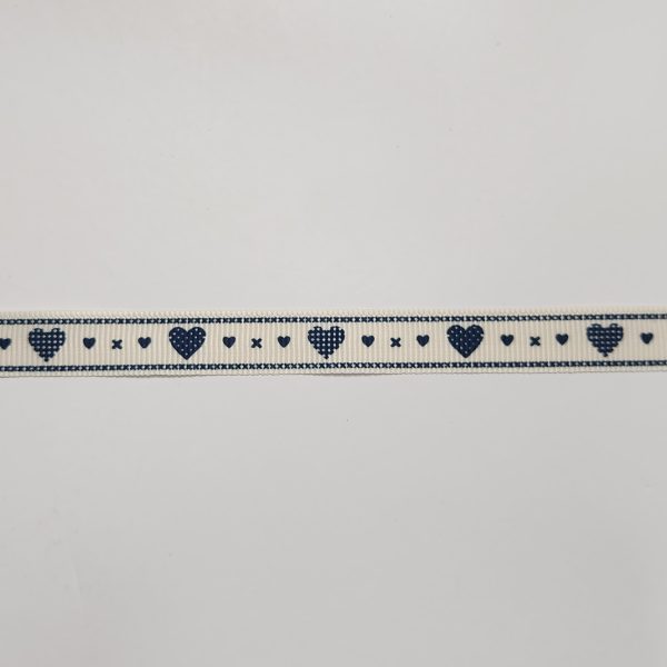 Cinta beige corazones azul 1.5 cm