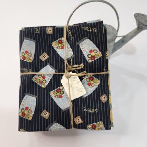 Pack 5 Fat Cuarters de 50x55 cm S is for Sew by Debbie Busby.