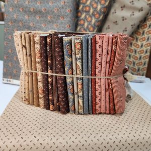 Pack de 22 Fat Cuarters 50x55 cm Rose by Jo Morton by MODA.